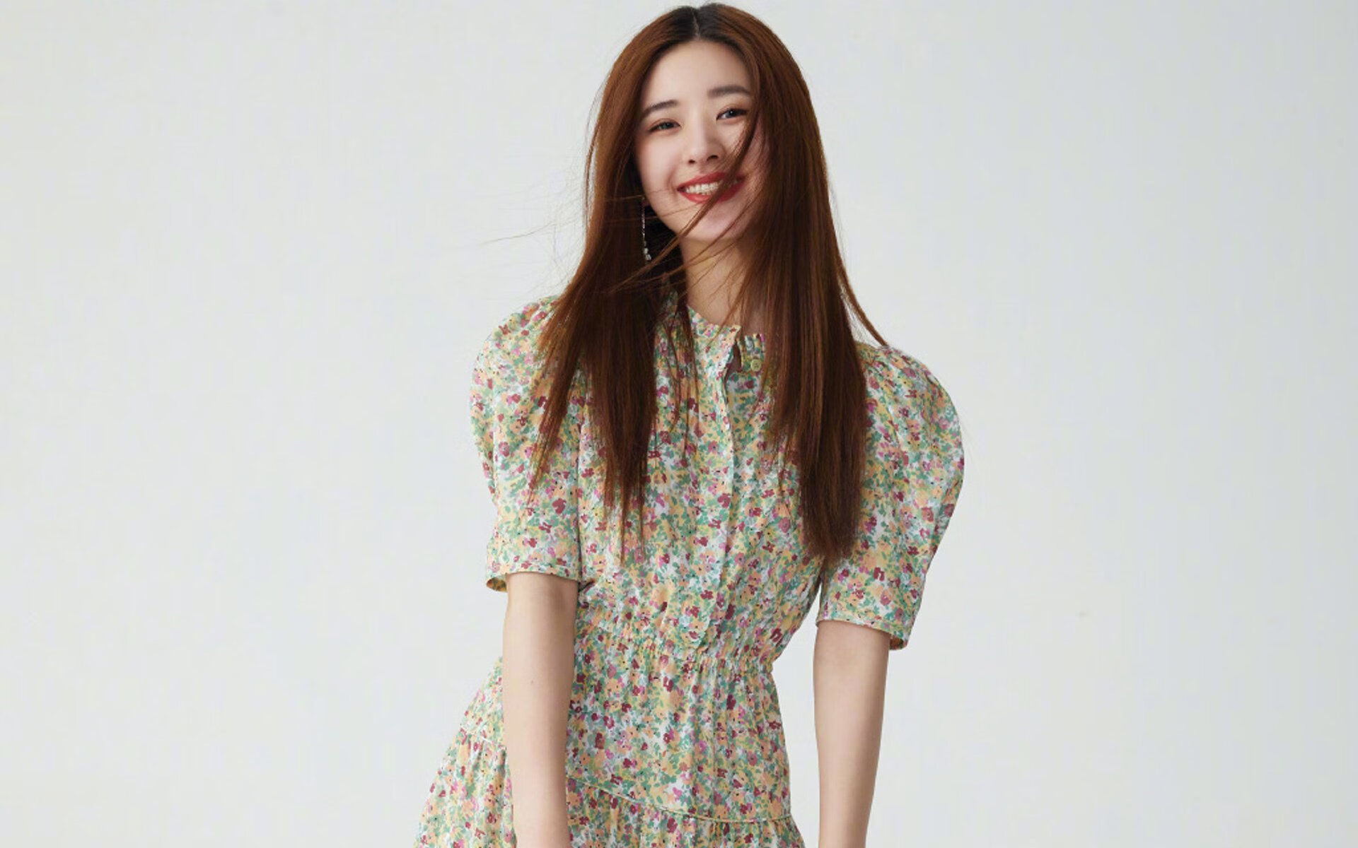 国外联赛归化归队引争议,国家队阵容再受关注,国际足联对归化球员有人数限制吗